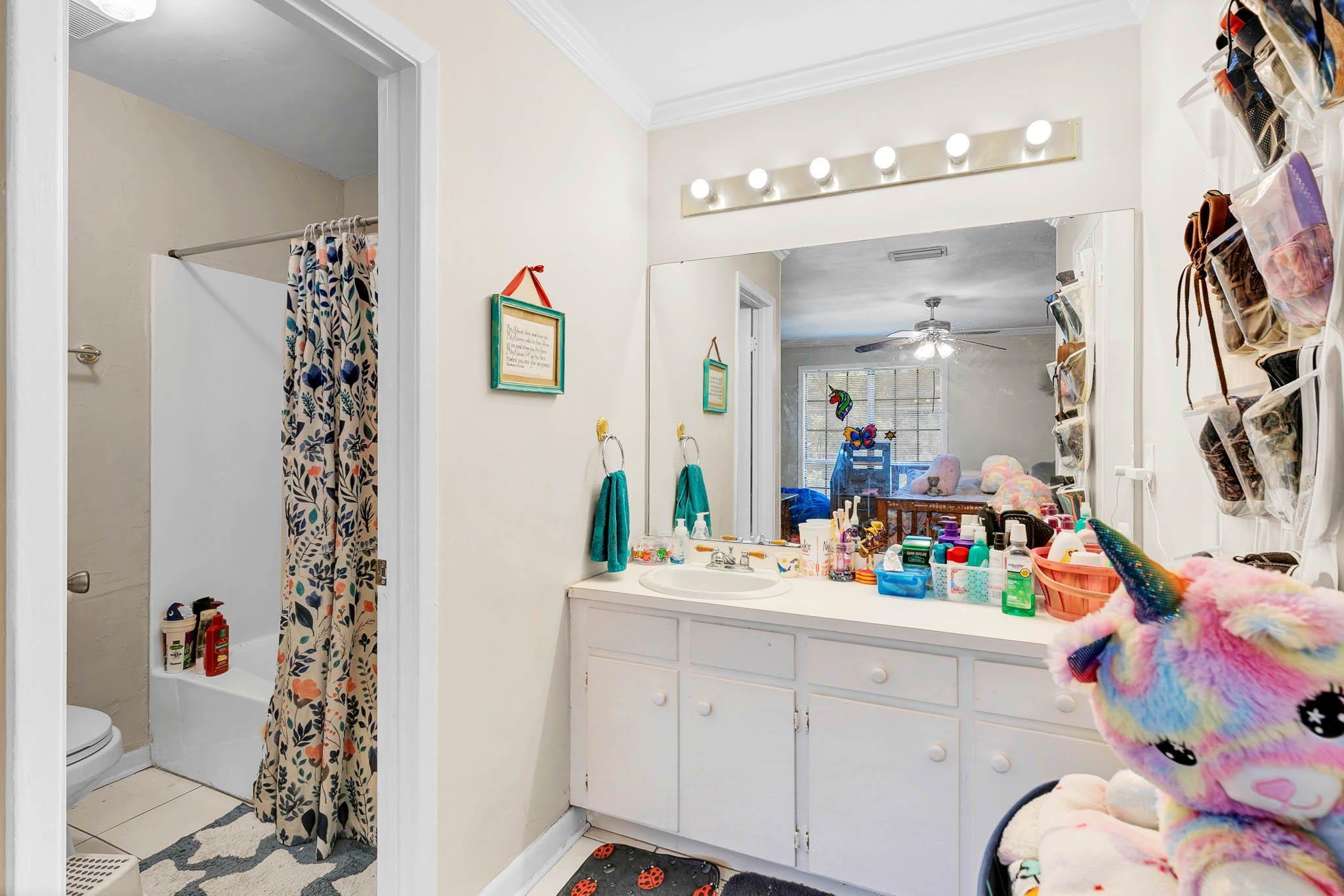 45 Caisson Trace Daphne, AL 36527 - Photo 21 of 46 Bathroom
