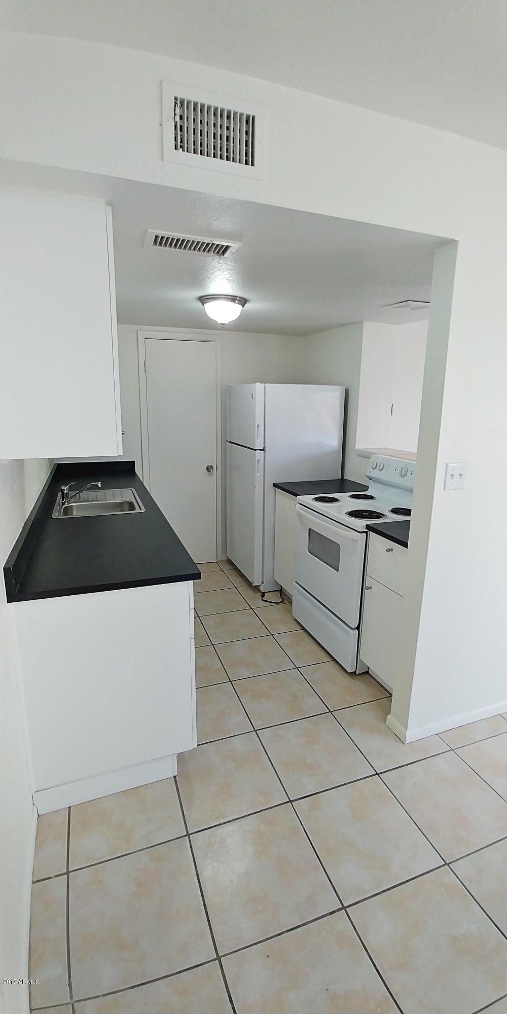 4706 East Broadway Road Phoenix, AZ 85040 - Photo 3 of 11 File_000 (4)