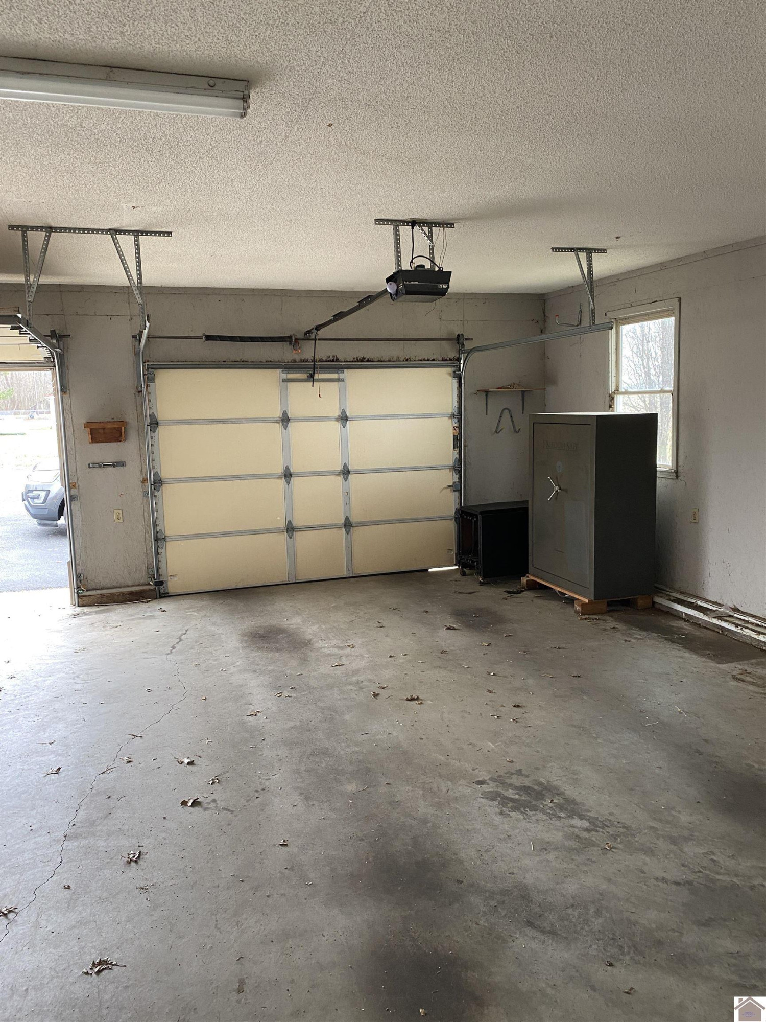 1250 Carter Road Mayfield, KY 42066 - Photo 42 of 46 2 Car Attached Garage