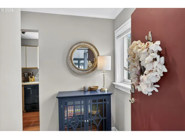 $298,800 | 4970 South Landing Drive, Unit 304, Portland, OR 97239