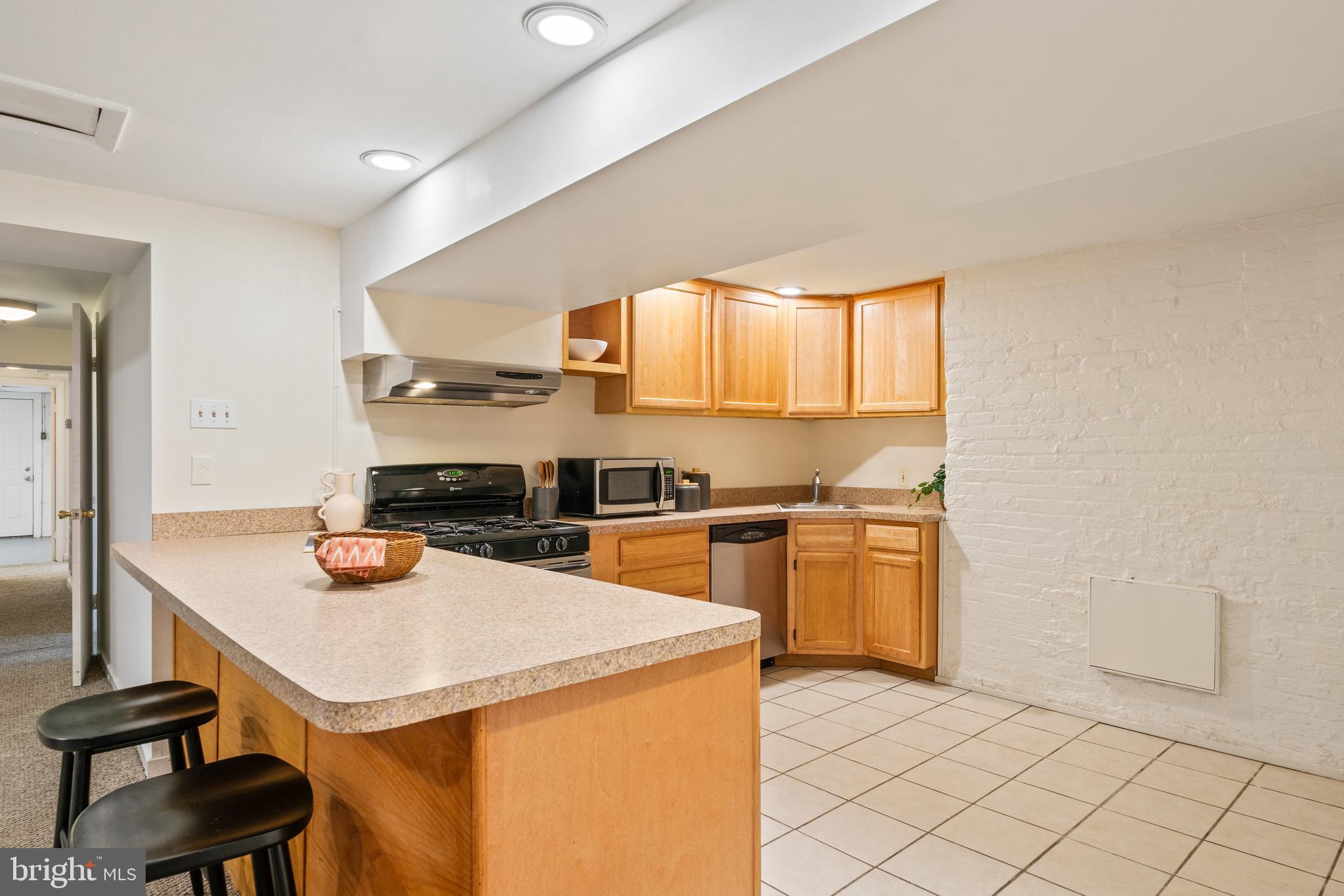 1411 Longfellow Street Northwest Washington, DC 20011 - Photo 105 of 126