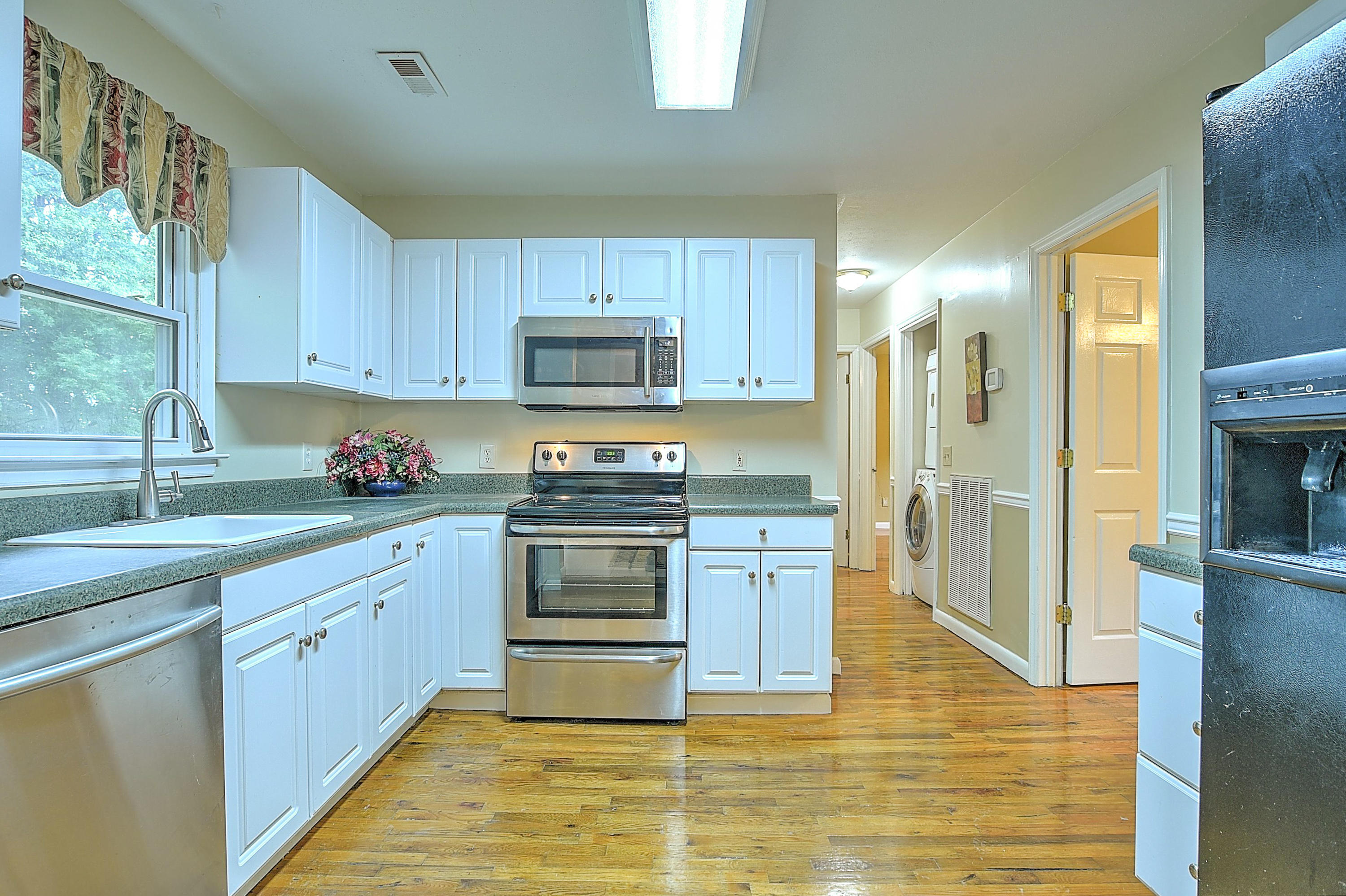 1647 Dexter Road Kingsport, TN 37660 - Photo 14 of 33 1647 Dexter-15