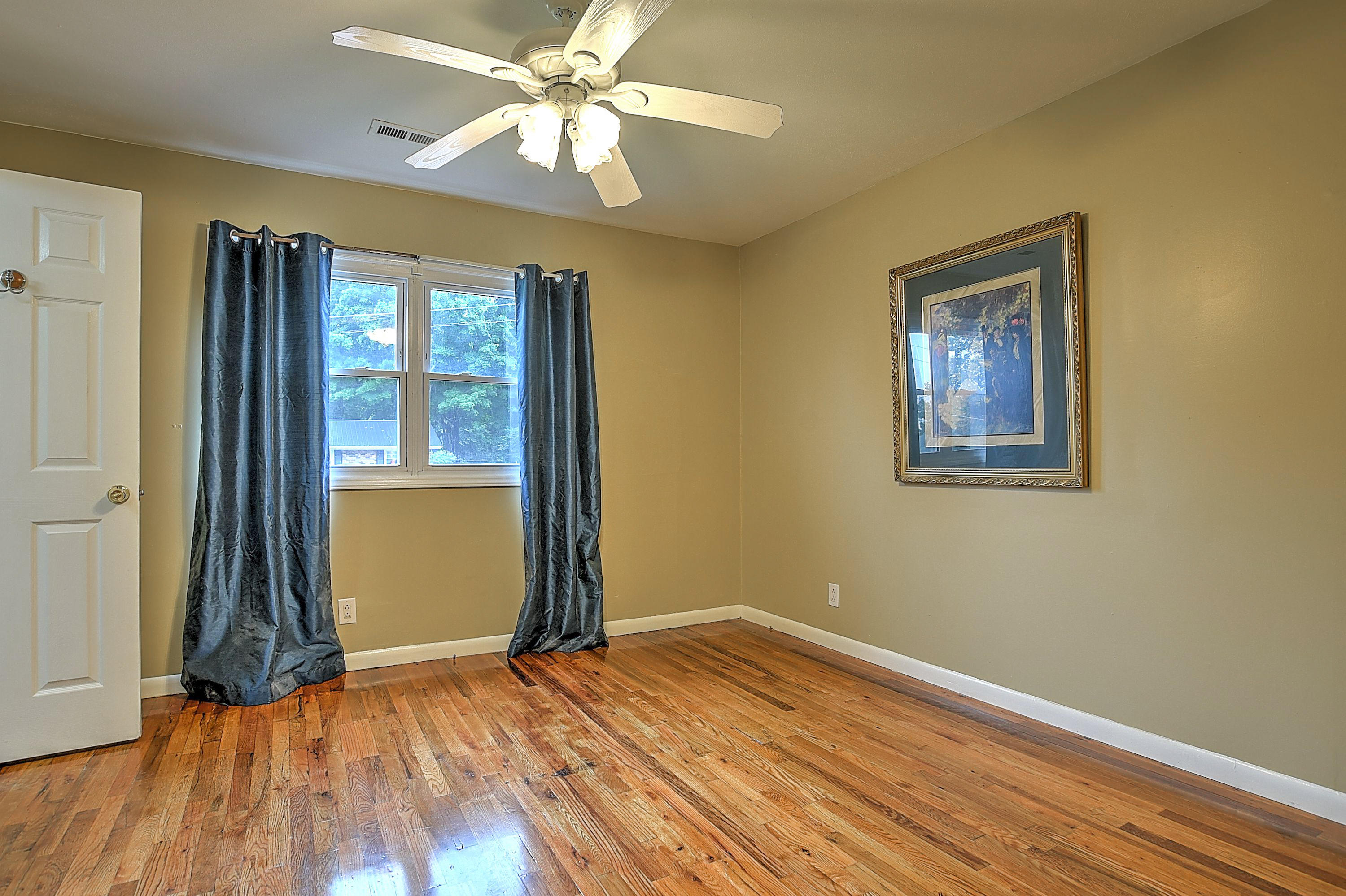 1647 Dexter Road Kingsport, TN 37660 - Photo 17 of 33 1647 Dexter-18