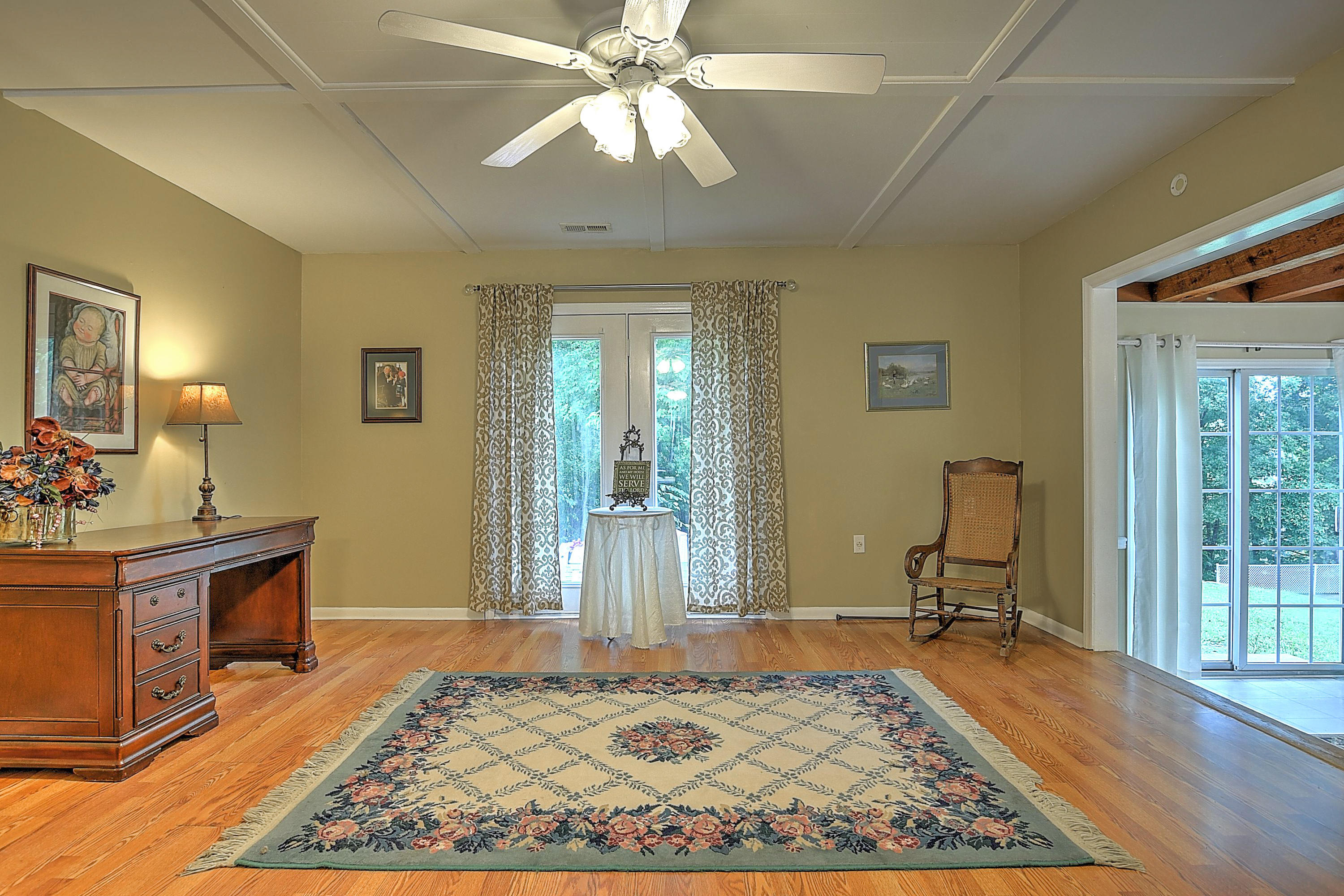 1647 Dexter Road Kingsport, TN 37660 - Photo 7 of 33 1647 Dexter-8