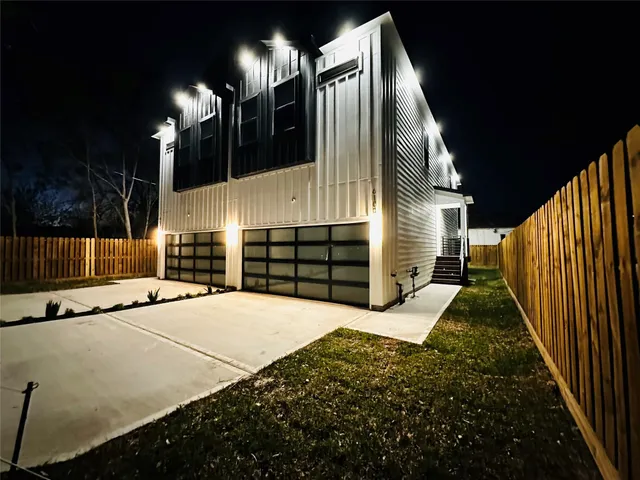 $639,385 | 610 East 41st Street, Unit A B, Houston, TX 77022