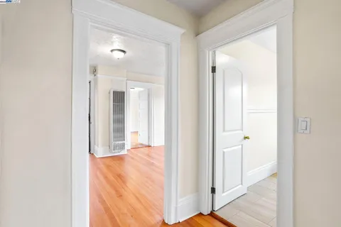 $679,000 | 857 Athens Avenue, Oakland, CA 94607