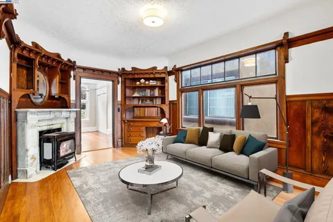 $549,000 | 857 Athens Avenue, Oakland, CA 94607