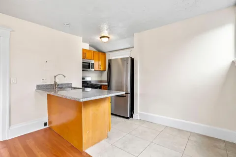 $679,000 | 857 Athens Avenue, Oakland, CA 94607