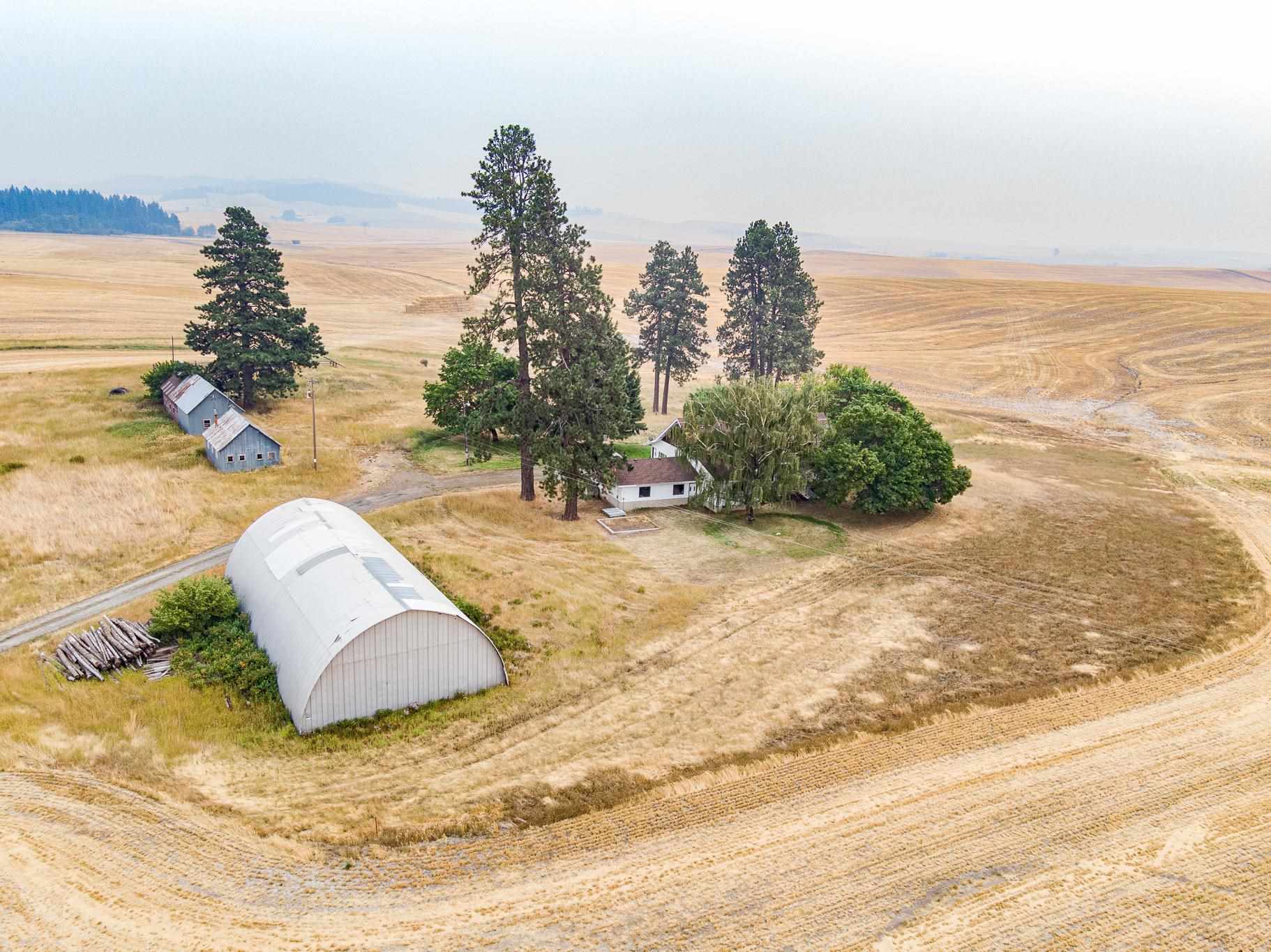 42929 South Cove Road Tekoa, WA 99033 - Photo 37 of 49