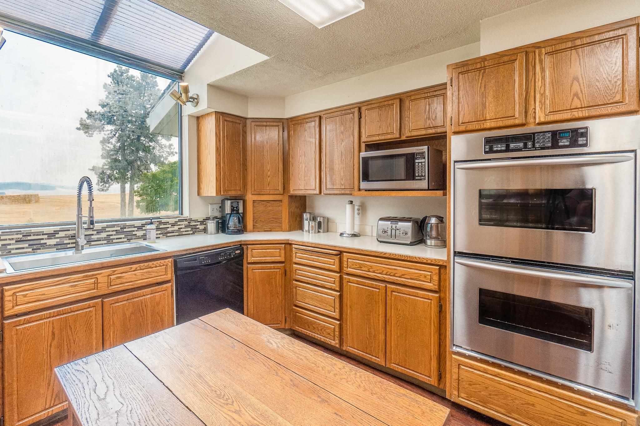 42929 South Cove Road Tekoa, WA 99033 - Photo 8 of 49