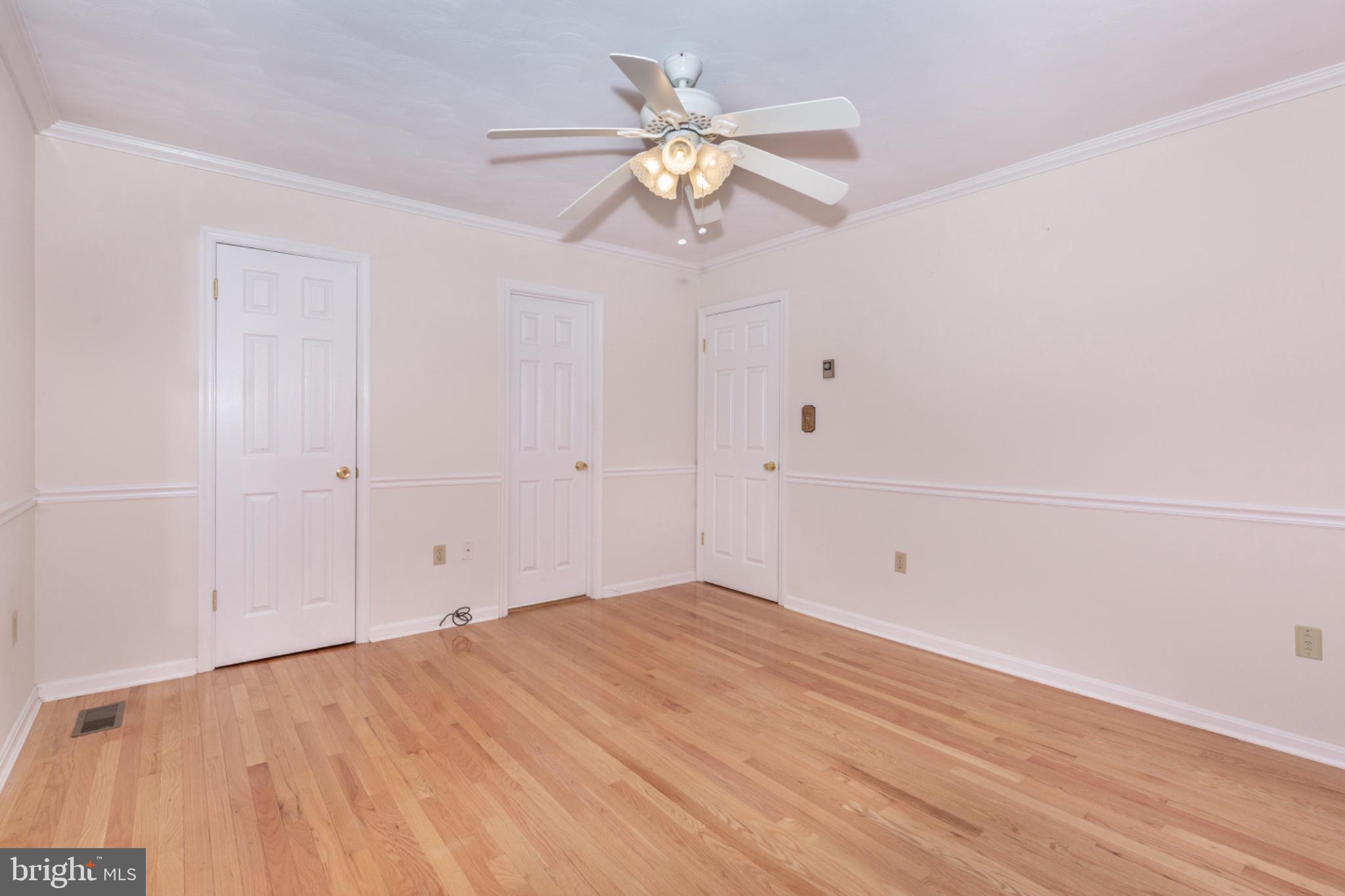544 Uniontown Road Westminster, MD 21158 - Photo 20 of 51 Bright and airy open space awaits.
