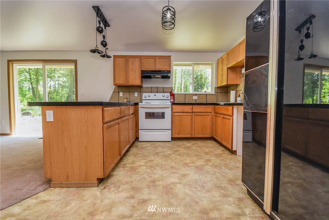 12610 Marshall Road Southeast Tenino, WA 98589 - Photo 11 of 35 Gallery Image 11