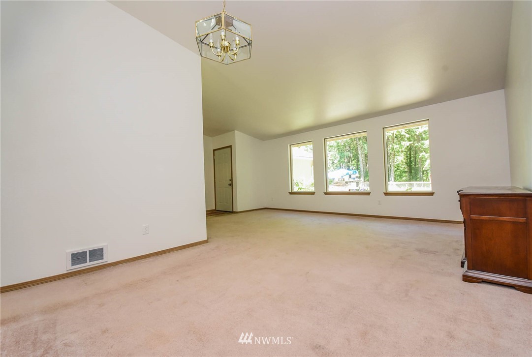 12610 Marshall Road Southeast Tenino, WA 98589 - Photo 6 of 35 Gallery Image 6