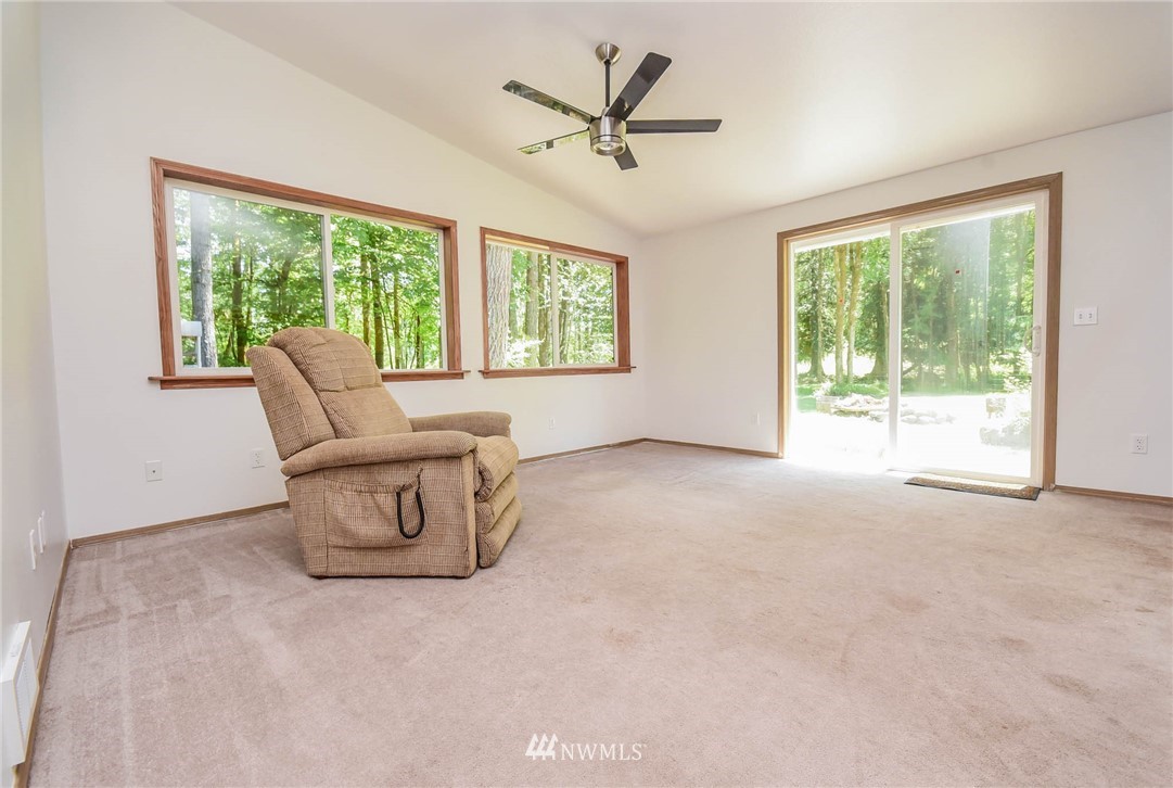 12610 Marshall Road Southeast Tenino, WA 98589 - Photo 8 of 35 Gallery Image 8