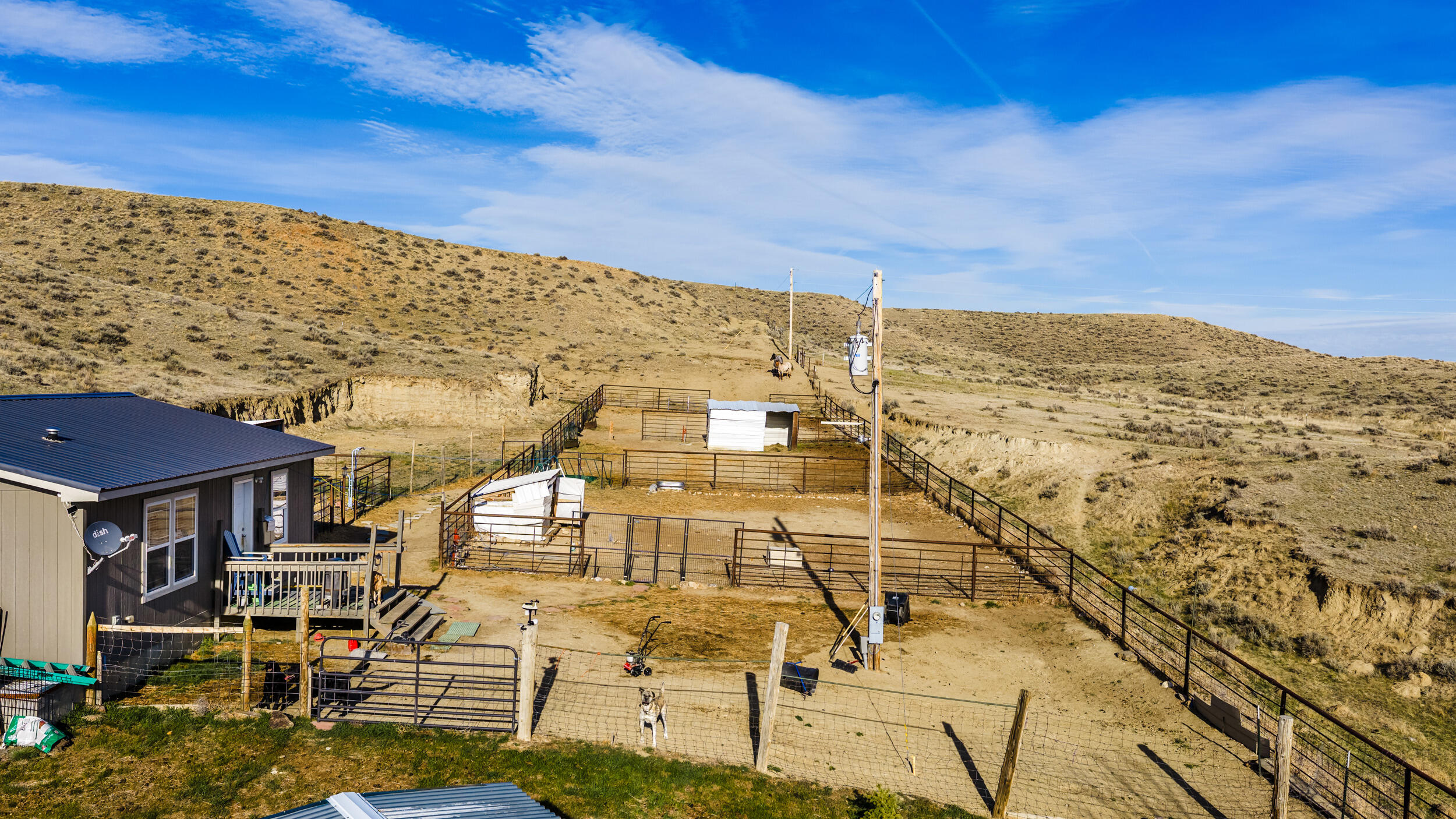 1342 Sussex Road Kaycee, WY 82639 - Photo 11 of 43 1342 sussex 11