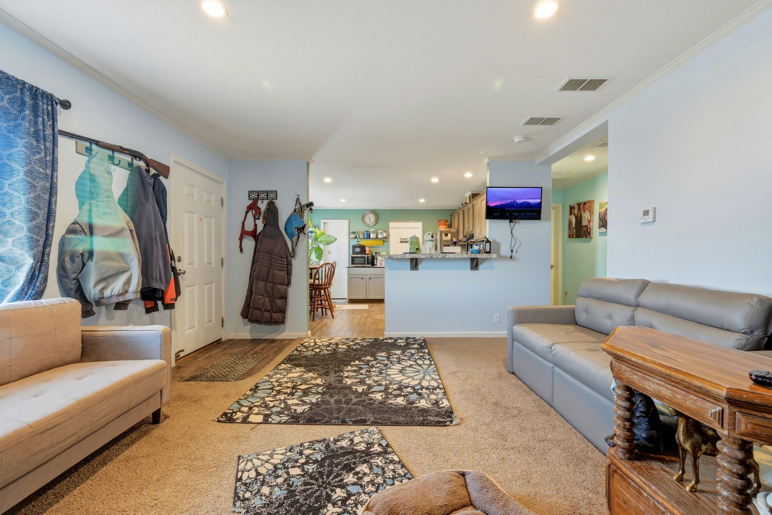 1342 Sussex Road Kaycee, WY 82639 - Photo 33 of 43 1342 sussex 33