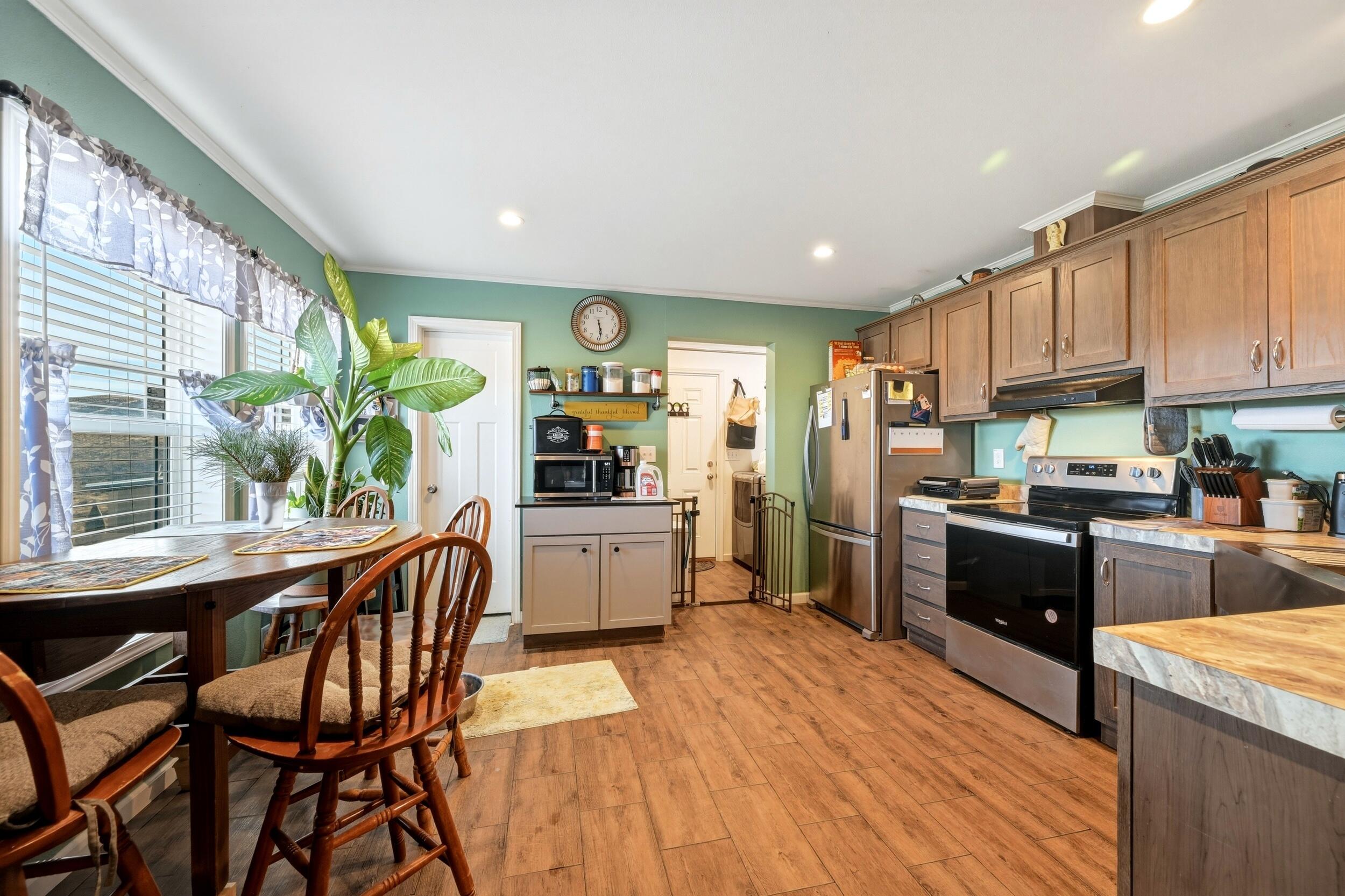 1342 Sussex Road Kaycee, WY 82639 - Photo 34 of 43 1342 sussex 34