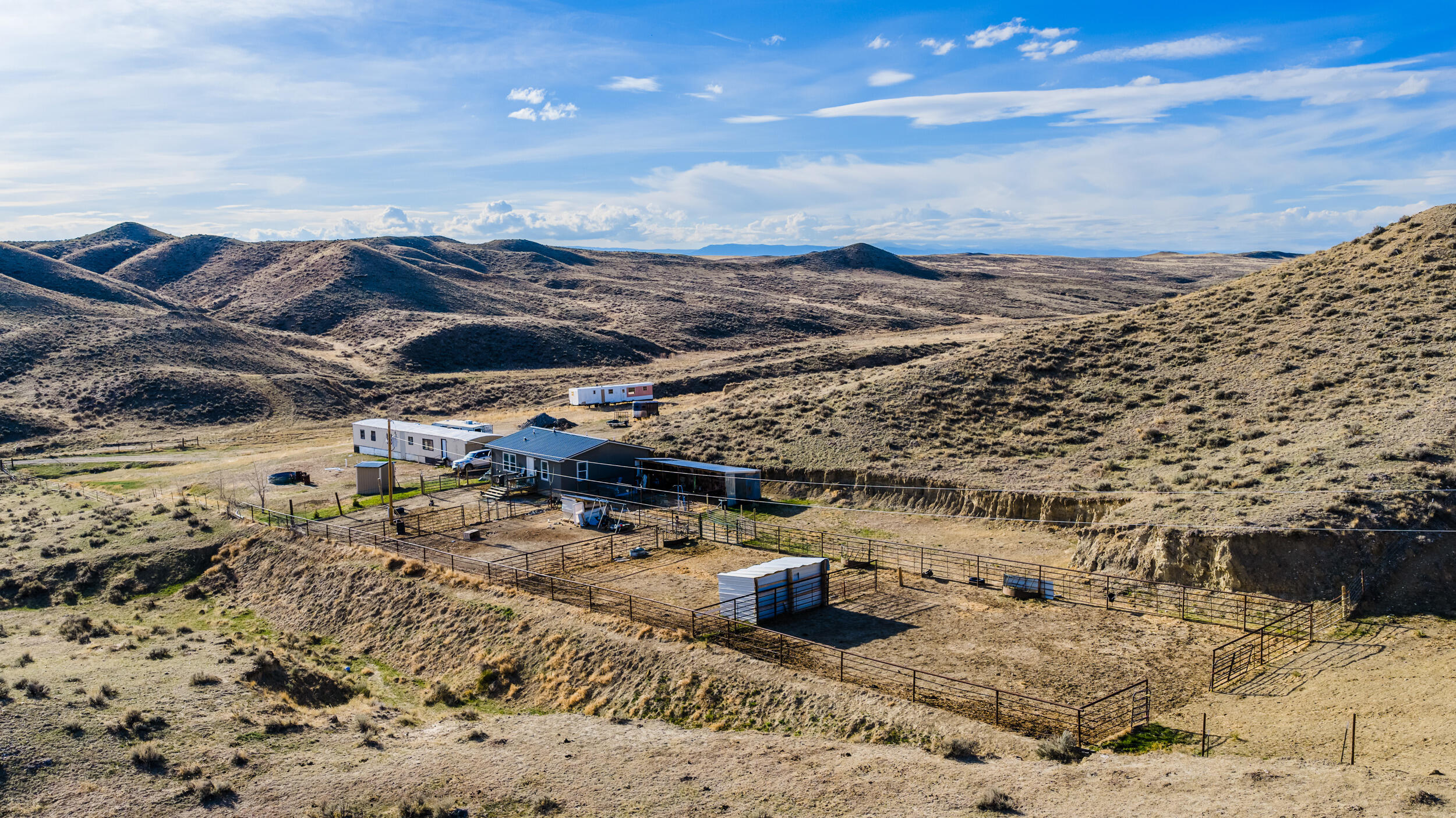 1342 Sussex Road Kaycee, WY 82639 - Photo 8 of 43 1342 sussex 08