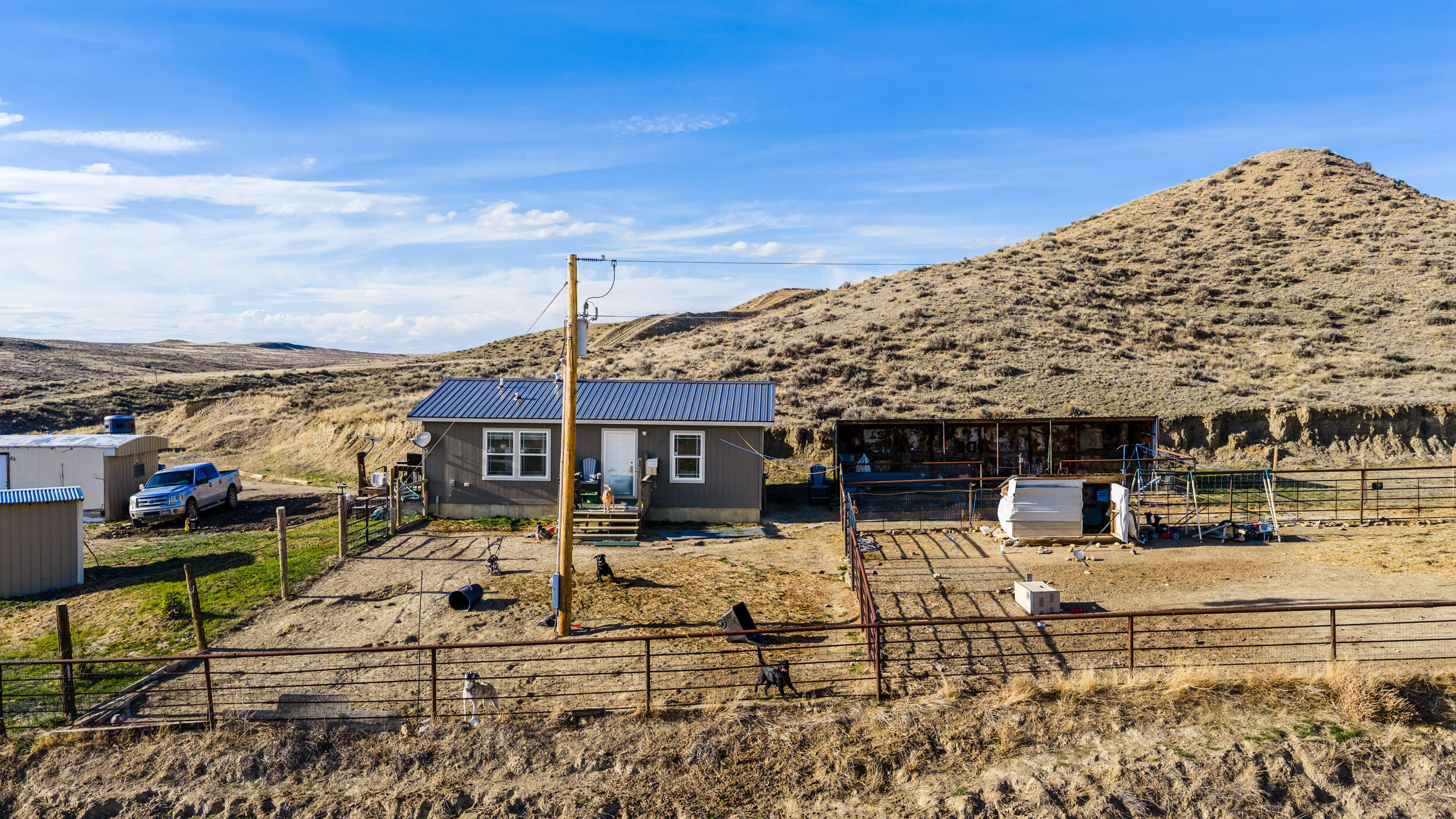 1342 Sussex Road Kaycee, WY 82639 - Photo 9 of 43 1342 sussex 09
