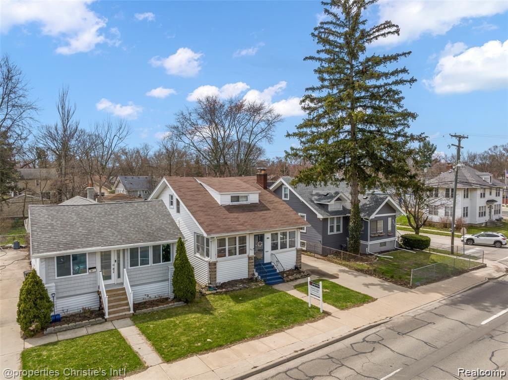 423 West 12 Mile Road Royal Oak, MI 48073 - Photo 7 of 42 423 W 12 Mile Exterior-8.jpg