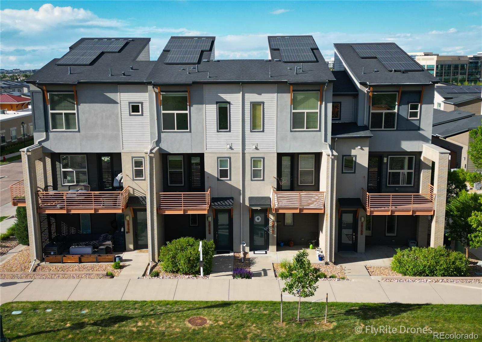 10154 Belvedere Loop Lone Tree, CO 80124 - Photo 1 of 37