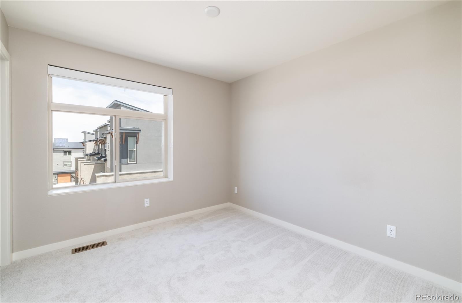 10154 Belvedere Loop Lone Tree, CO 80124 - Photo 21 of 37