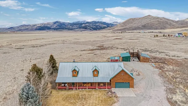 $749,000 | 912 East 200th Street North, Fairfield, ID 83327