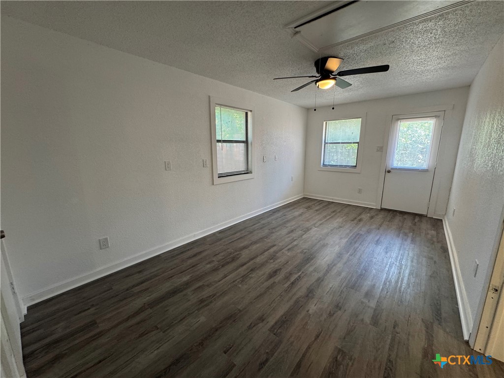 1009 South 3rd Street Copperas Cove, TX 76522 - Photo 39 of 48