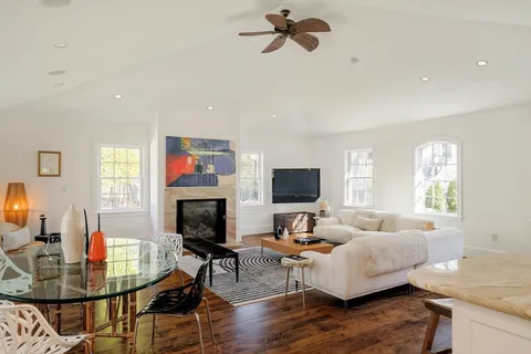 $3,099,000 | 10 Rangeley Road, Winchester, MA 01890