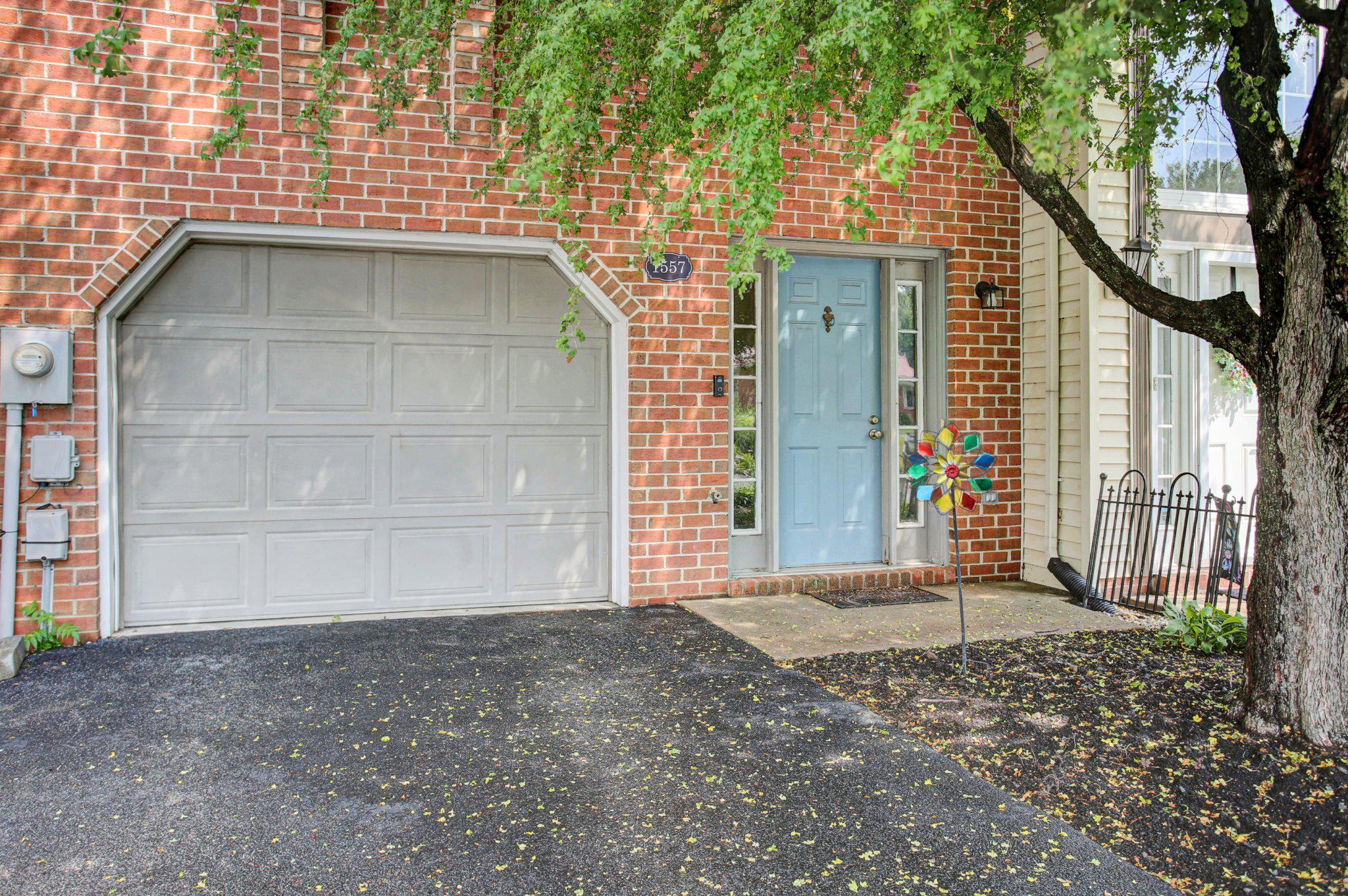 1557 Brechbill Road Chambersburg, PA 17202 - Photo 3 of 33 Garage and front doors are highlighted.
