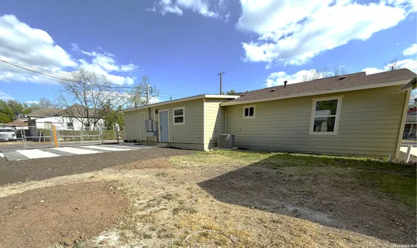 $599,000 | 703 West Rosewood Avenue, San Antonio, TX 78212