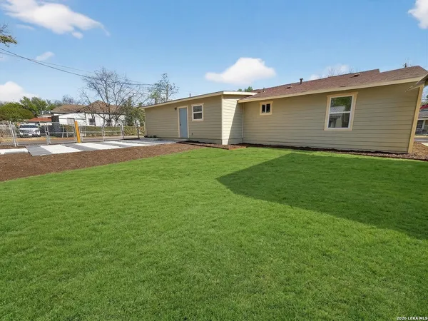 $599,000 | 703 West Rosewood Avenue, San Antonio, TX 78212