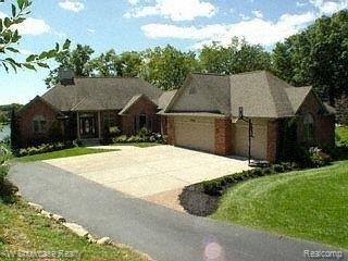 9489 Cherrywood Road Clarkston, MI 48348 - Photo 1 of 19 Lakefront Estate