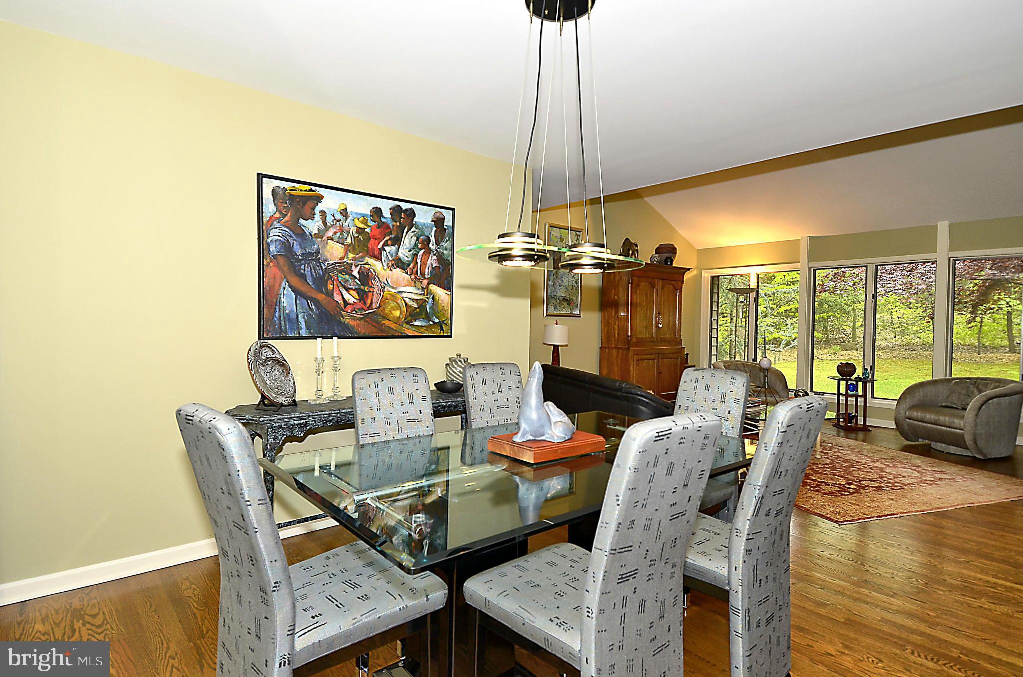 1712 Woodlore Road Annapolis, MD 21401 - Photo 8 of 30 Dining Room