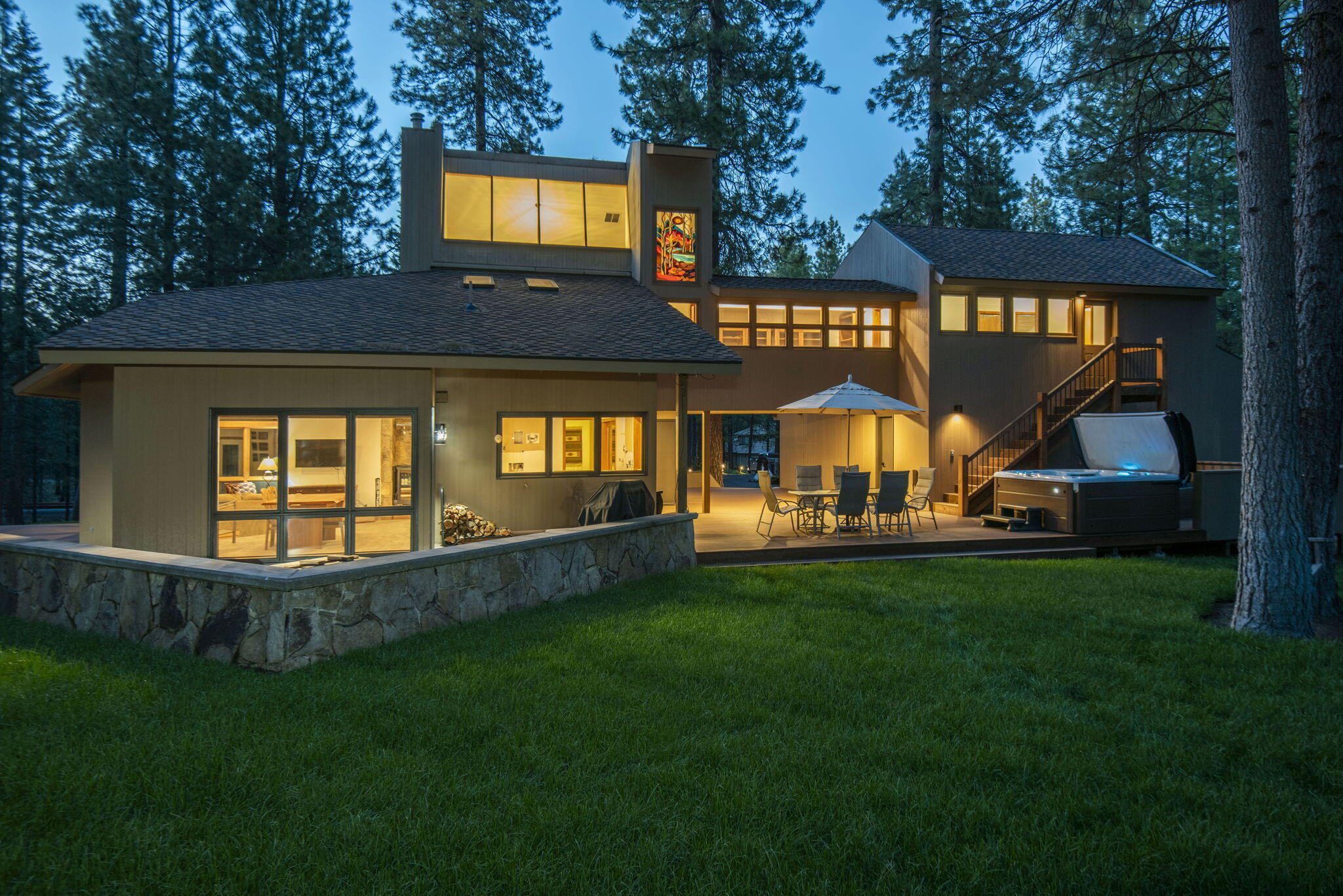 70215 Viola Black Butte Ranch, OR 97759 - Photo 1 of 63 33-web-or-mls-DSC_7478