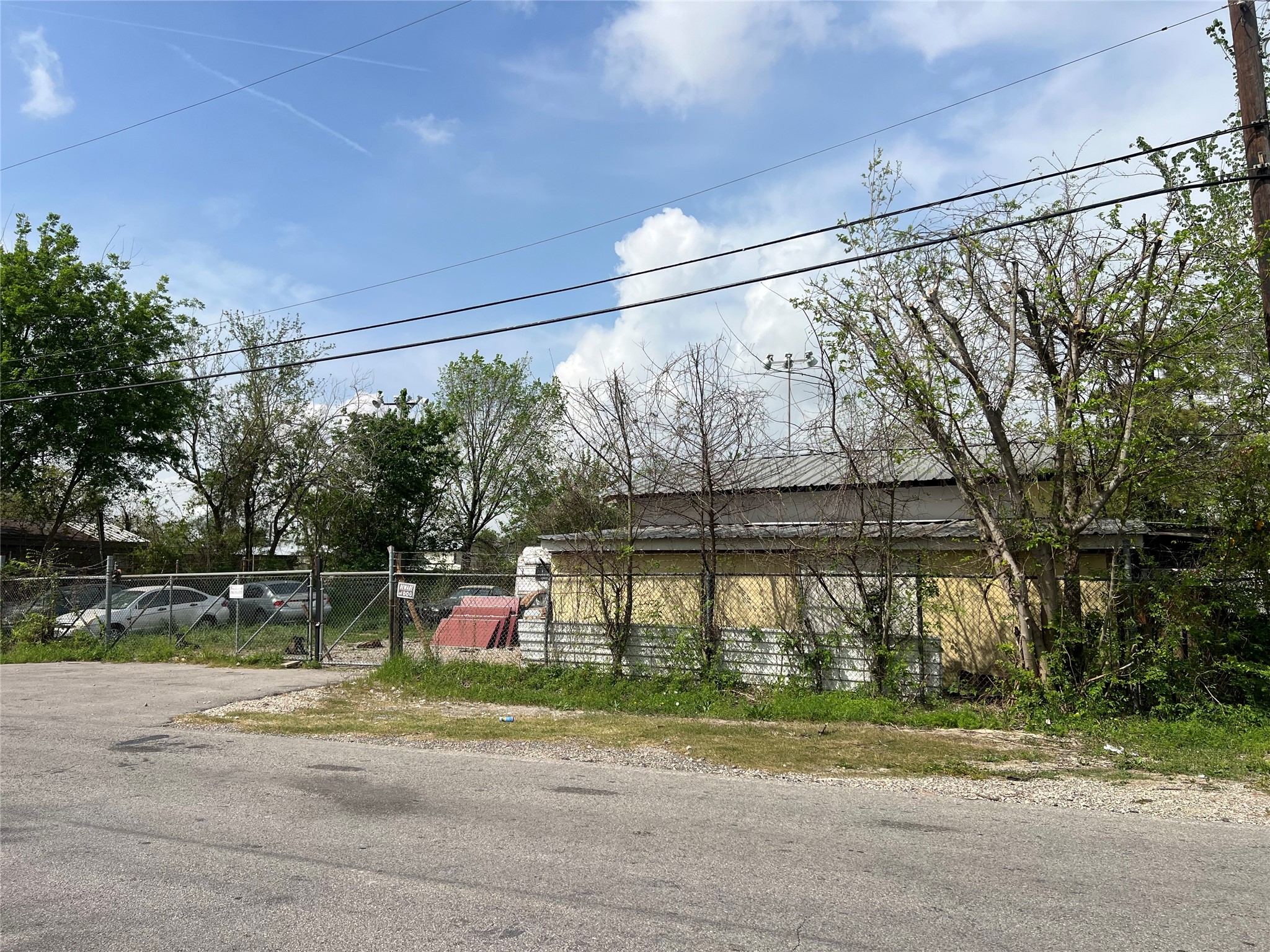 14344 Force Street Houston, TX 77015 - Photo 9 of 14 a garden view