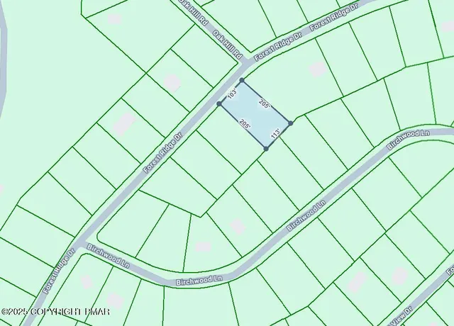 a view of a tennis court