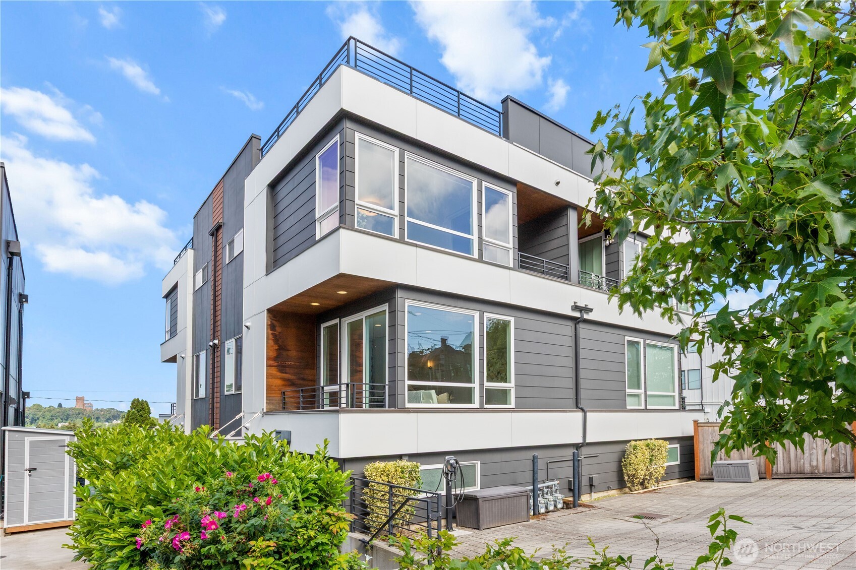 1302 30th Avenue South Seattle, WA 98144 - Photo 1 of 40