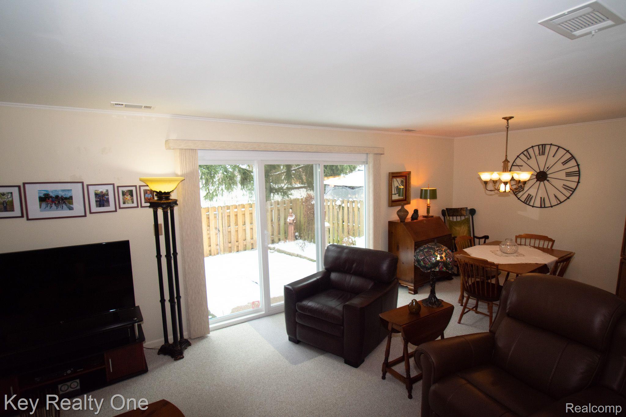 1106 Moreland Court Rochester, MI 48307 - Photo 16 of 21 Gallery Image 16