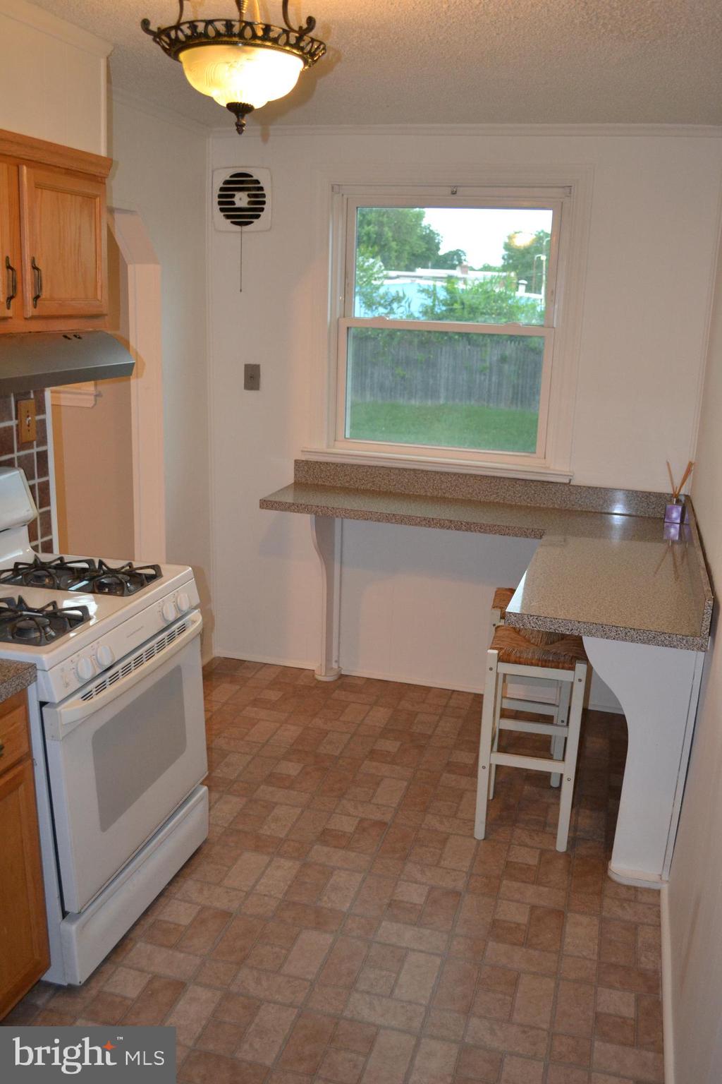 562 Michell Street Ridley Park, PA 19078 - Photo 22 of 47 Kitchen