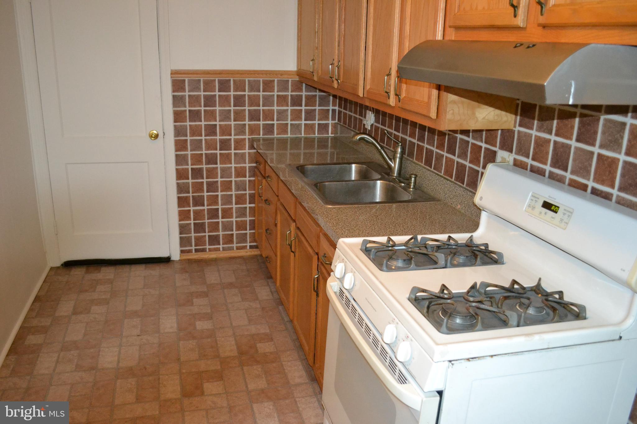 562 Michell Street Ridley Park, PA 19078 - Photo 25 of 47 Kitchen