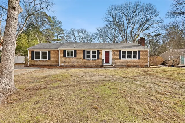 $759,900 | 90 Guildford Road, Barnstable, MA 02632