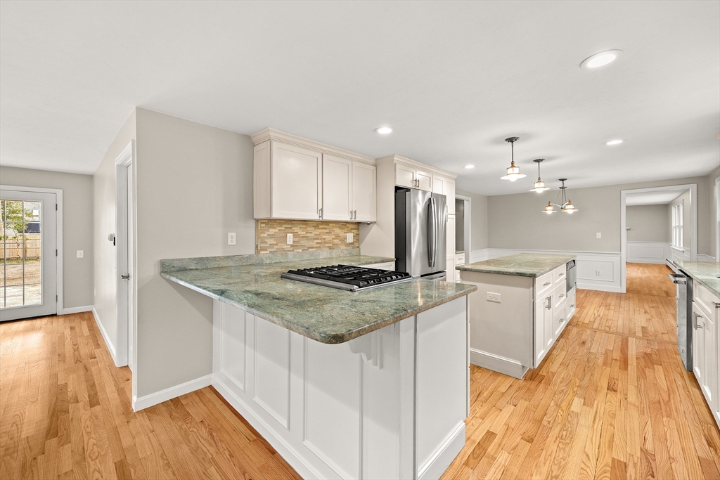 90 Guildford Road Barnstable, MA 02632 - Photo 9 of 42