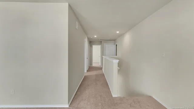 $2,100 | 812 Beacon Heights, Seguin, TX 78155