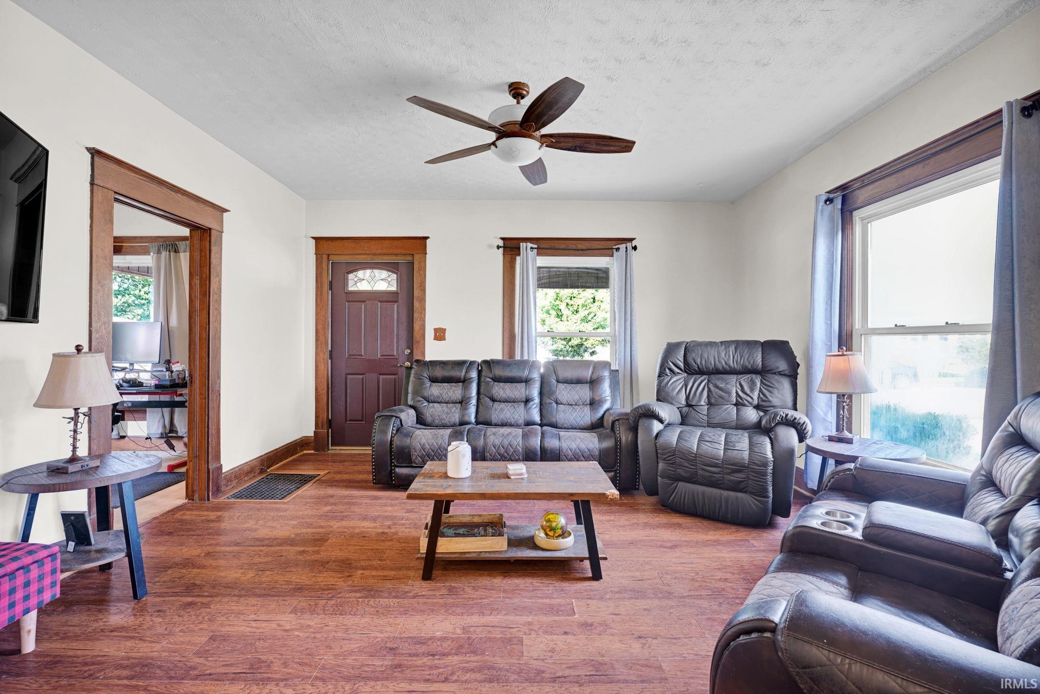 611 North 8th Street Mitchell, IN 47446 - Photo 6 of 26