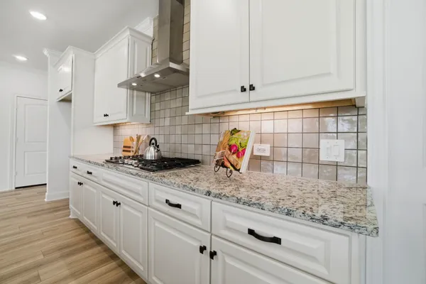 $469,900 | 9727 Rockwell Drive, Willis, TX 77318