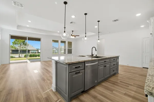 $469,900 | 9727 Rockwell Drive, Willis, TX 77318