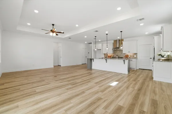 $469,900 | 9727 Rockwell Drive, Willis, TX 77318