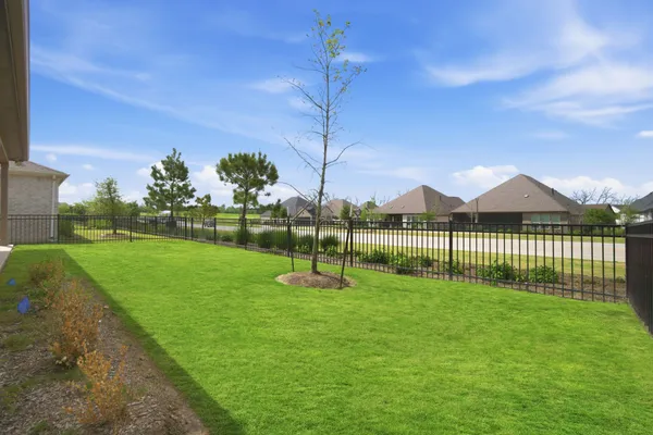 $469,900 | 9727 Rockwell Drive, Willis, TX 77318