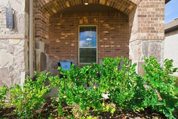 $469,900 | 9727 Rockwell Drive, Willis, TX 77318